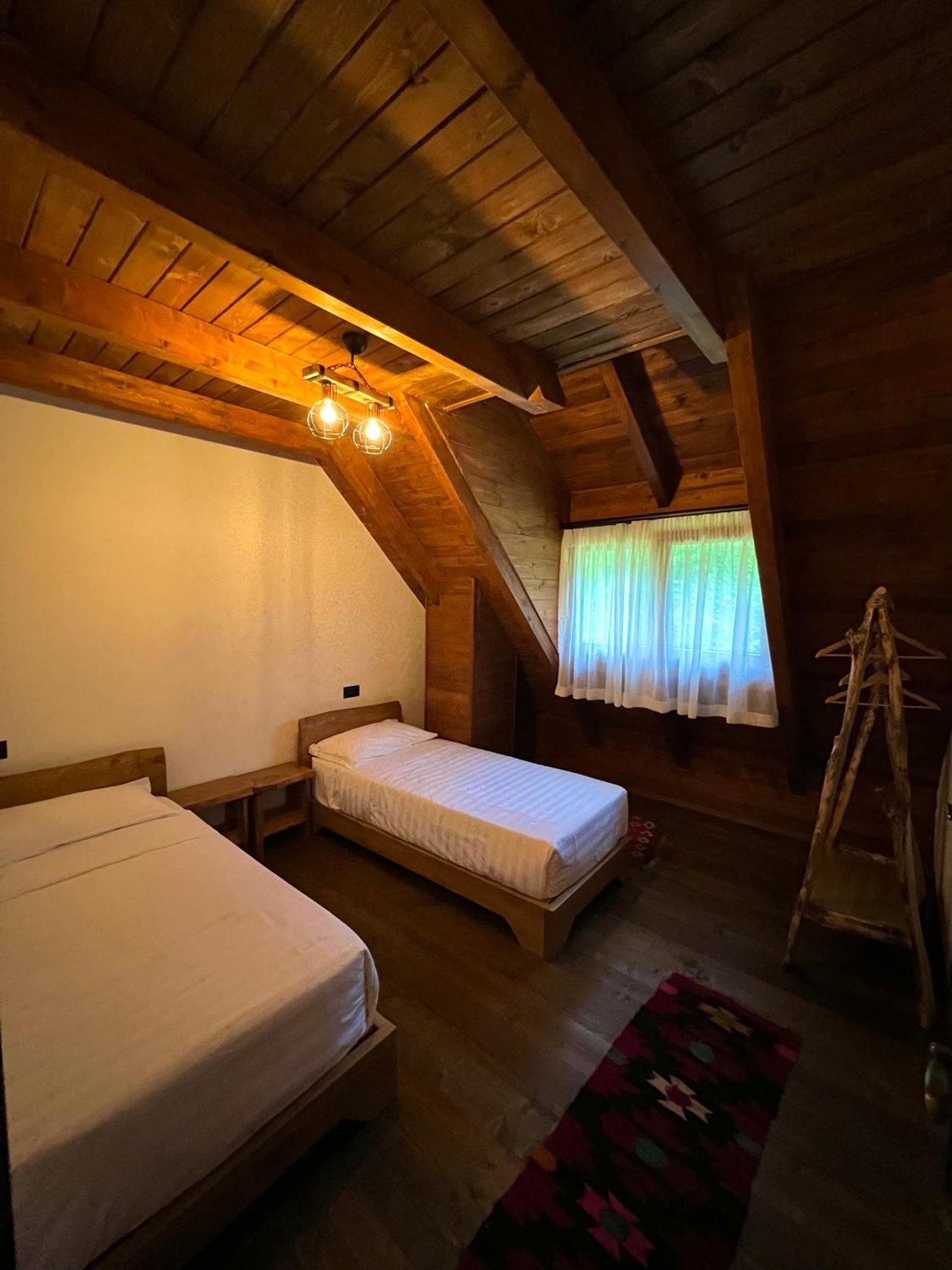 Molla Guest House Theth Exterior photo