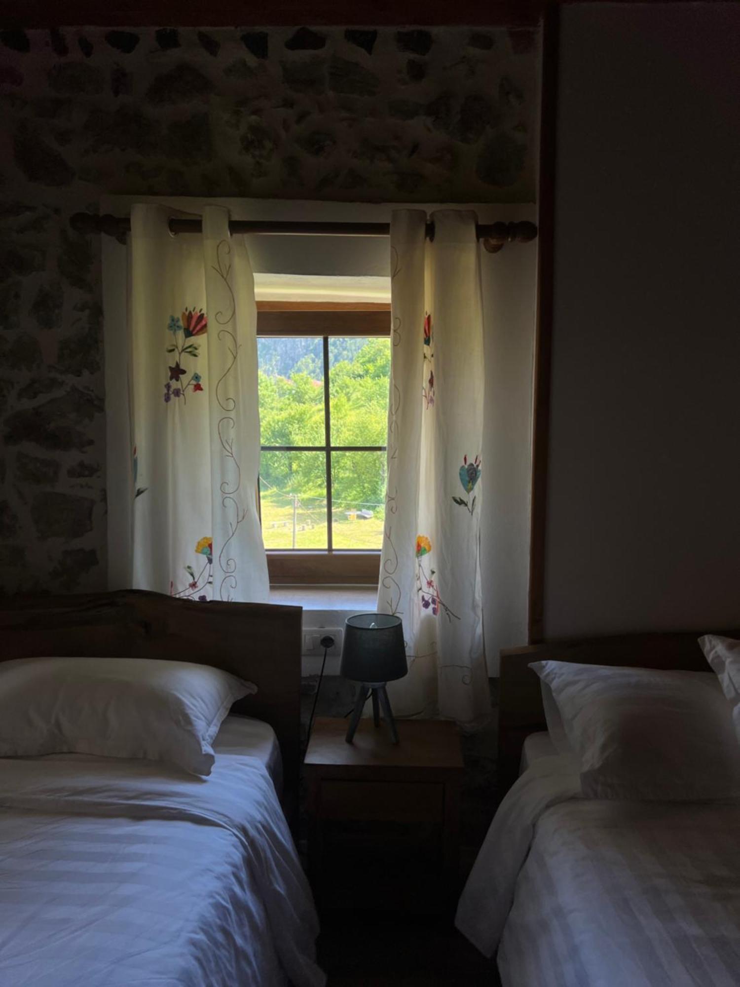 Molla Guest House Theth Exterior photo